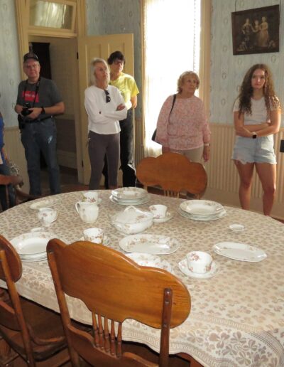 Tour Willa Cather childhood home
